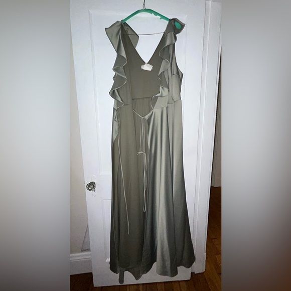 Anthropologie / BHLDN Tansy Satin Maxi Dress in color Moss, Size US 18W - Picture 6 of 11